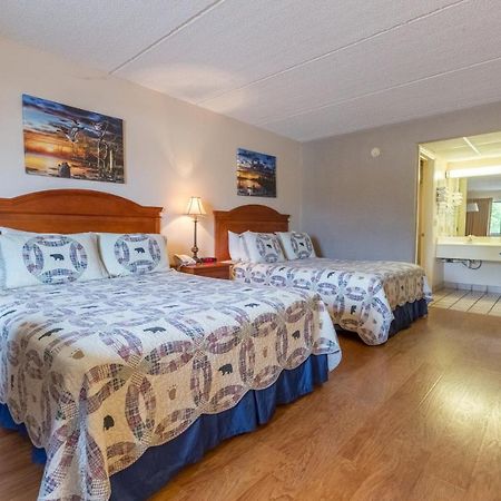Mountain Breeze Motel Пиджен Фордж Екстериор снимка